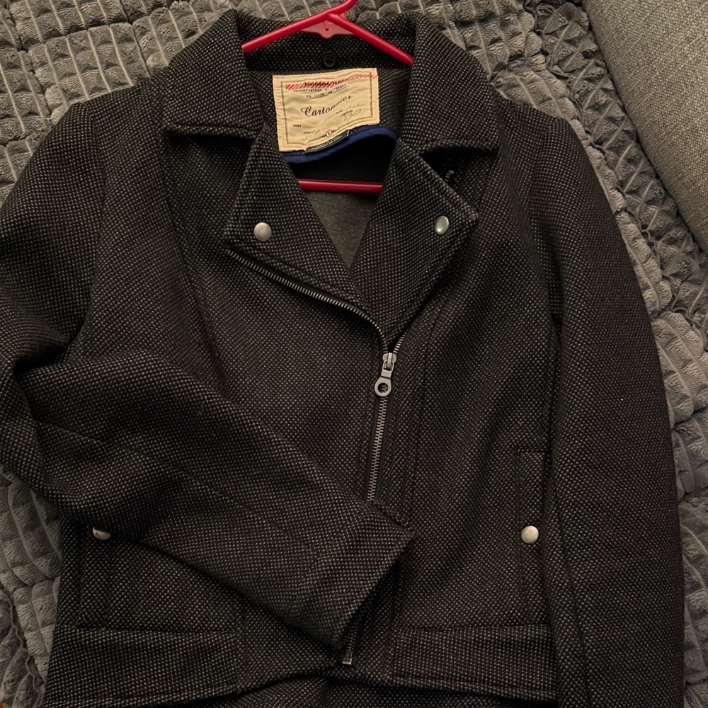 Cartonnier Textured Black Jacket. - Picture 3 of 5